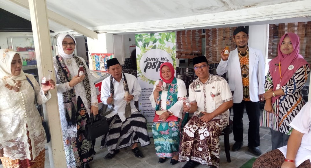 Kedai Jamu PSPJ Pekalongan, Budayakan Masyarakat Minum Jamu Kedai Jamu PSPJ Pekalongan, Budayakan Masyarakat Minum Jamu